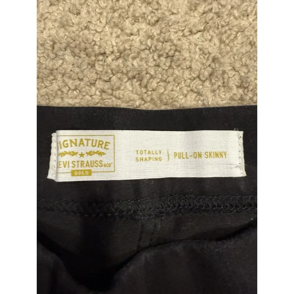 Levi Signature Gold Pull On Skinny Jeans Black 28x30 Women’s‎